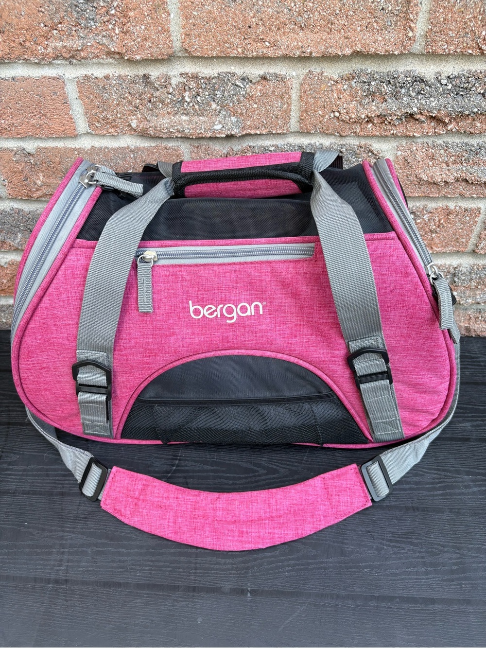 Bergan Pink & Gray Pet Carrier Bag NEVER USED SMOKE FREE HOME
